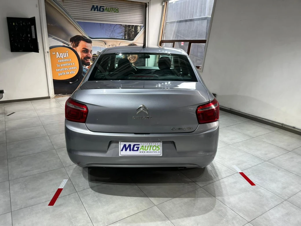 imagen 0 de vehiculo con id 2167